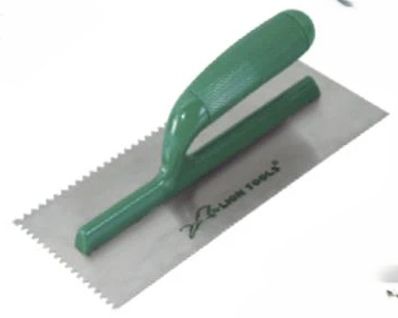 LLANA CANTO DENTADO TRIANGULAR 11" X 5" MANGO PLASTICO